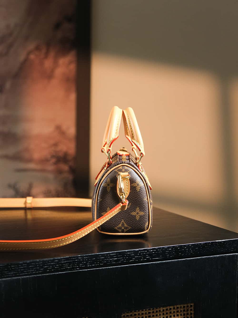 LV 𝐍𝐀𝐍𝐎 𝐒𝐏𝐄𝐄𝐃𝐘 𝐌𝐈𝐍𝐈芯片菱形跳动码枕头包系列 M81085-高仿包包