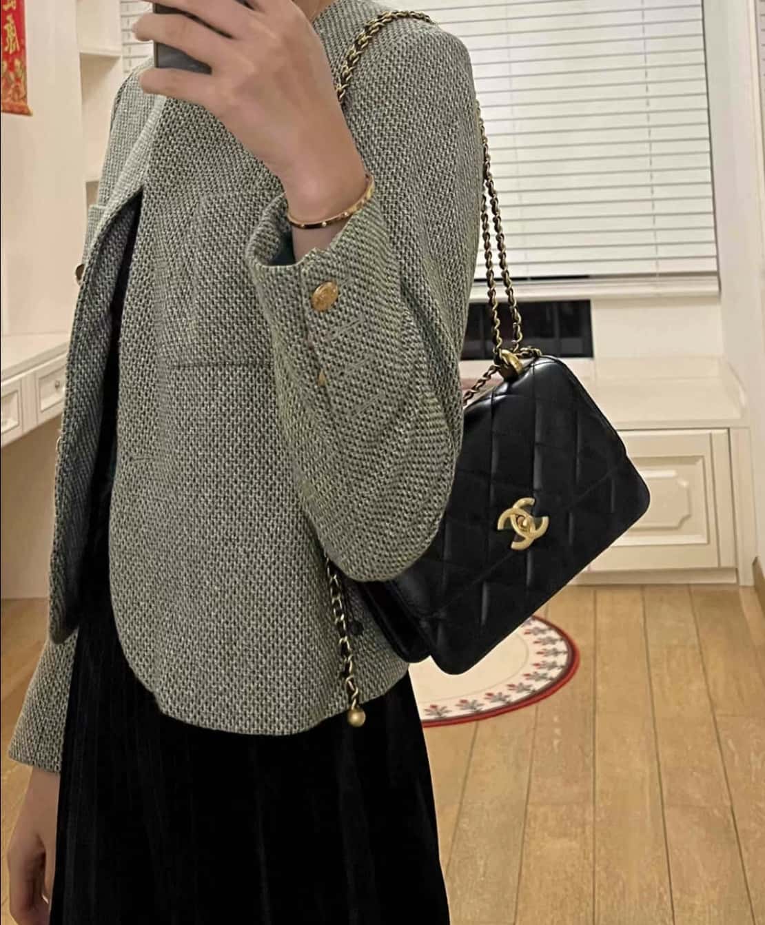 𝐂𝐇𝐀𝐍𝐄𝐋 𝟐𝟒𝐜 双金球𝗰𝗳 𝗺𝗶𝗻𝗶 𝟏𝟗𝐜𝐦 黑色🖤AS2615-高仿包包