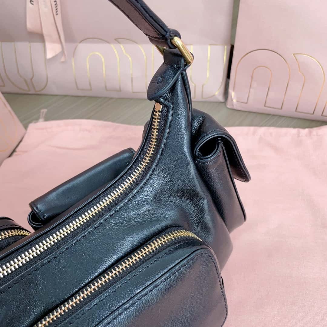 MIUMIU缪缪顶级进口小羊皮特别款式机车包5BC146-高仿包包