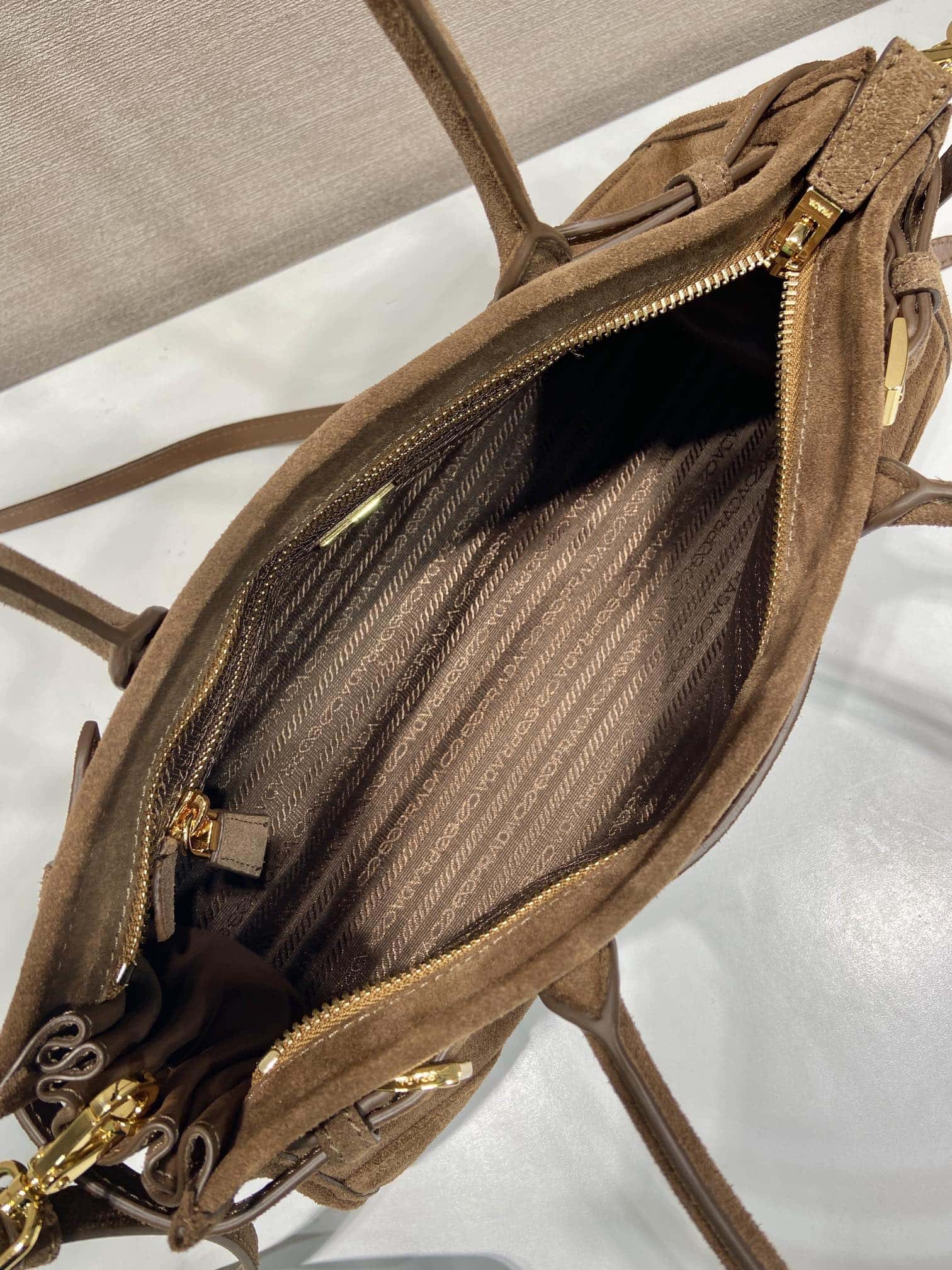 PRADA LusSolf磨砂皮 1BA426 深棕色-高仿包包 PRADA LusSolf磨砂皮 1BA426 深棕色-高仿包包