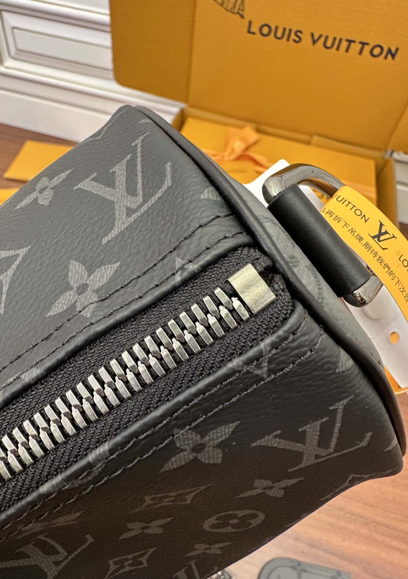LV M46655 Keepall Bandoulière 35-高仿包包 LV M46655 Keepall Bandoulière 35-高仿包包