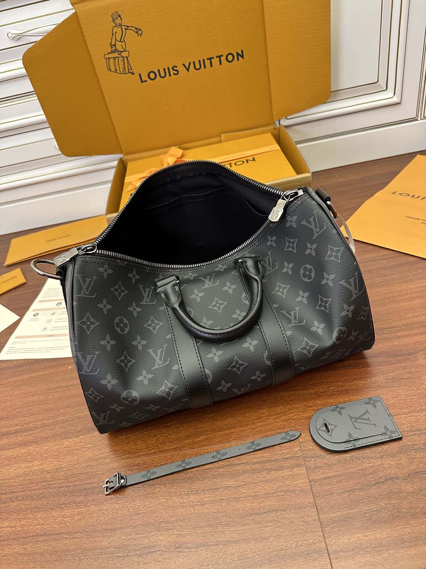 LV M46655 Keepall Bandoulière 35-高仿包包 LV M46655 Keepall Bandoulière 35-高仿包包
