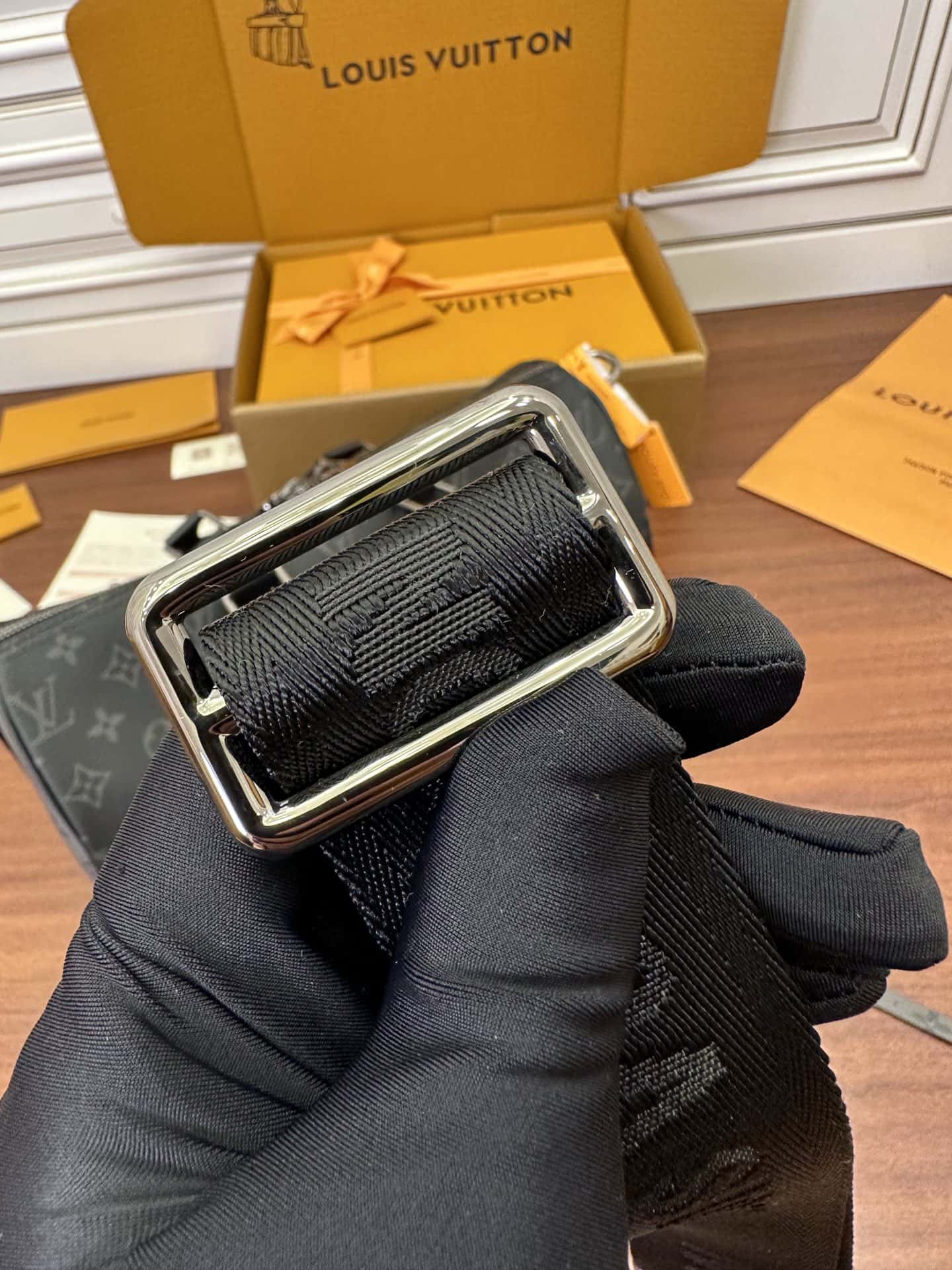 LV M46655 Keepall Bandoulière 35-高仿包包 LV M46655 Keepall Bandoulière 35-高仿包包