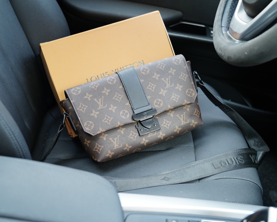 路易威登原單小牛皮 官網同步 高版本 斜挎單肩高仿背包-高仿包包