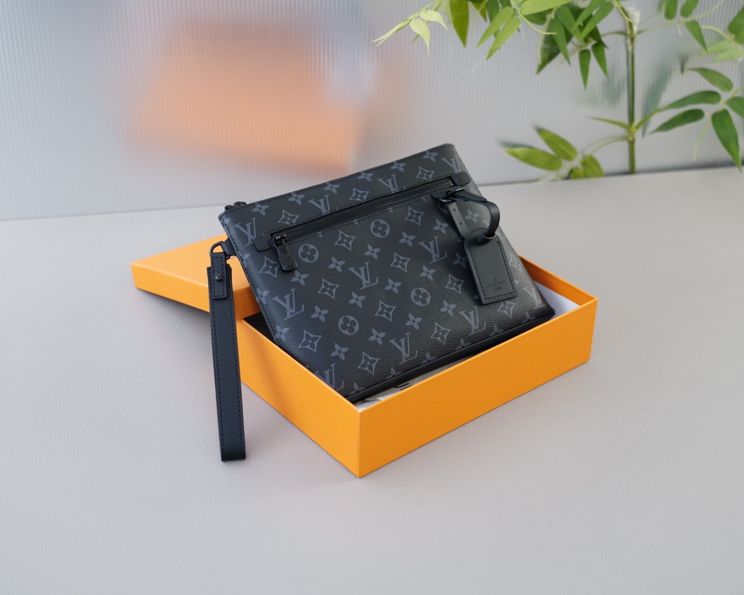 LV路易威登正品級原單包 官網同步 高版本 手拿包 全球轟搶單品-高仿包包 LV路易威登正品級原單包 官網同步 高版本 手拿包 全球轟搶單品-高仿包包