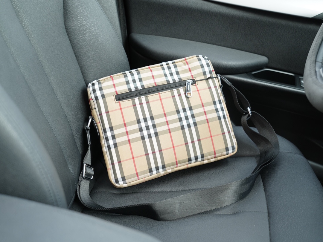 顶级原单包巴宝莉 官网同步 高版本 斜挎单肩包-高仿包包