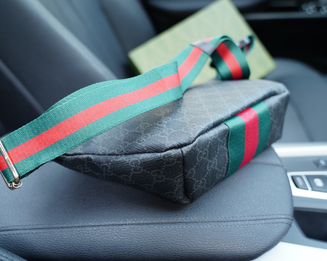 古驰 官网同步 高版本 高仿腰包永恒不过时的标志性产品-高仿包包 古驰 官网同步 高版本 高仿腰包永恒不过时的标志性产品-高仿包包