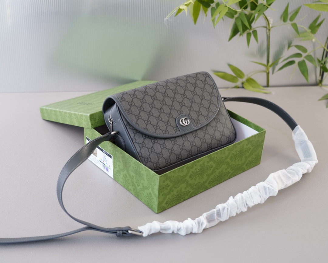 古驰27x20x6高仿包肩背包永恒不过时的标志性产品-高仿包包