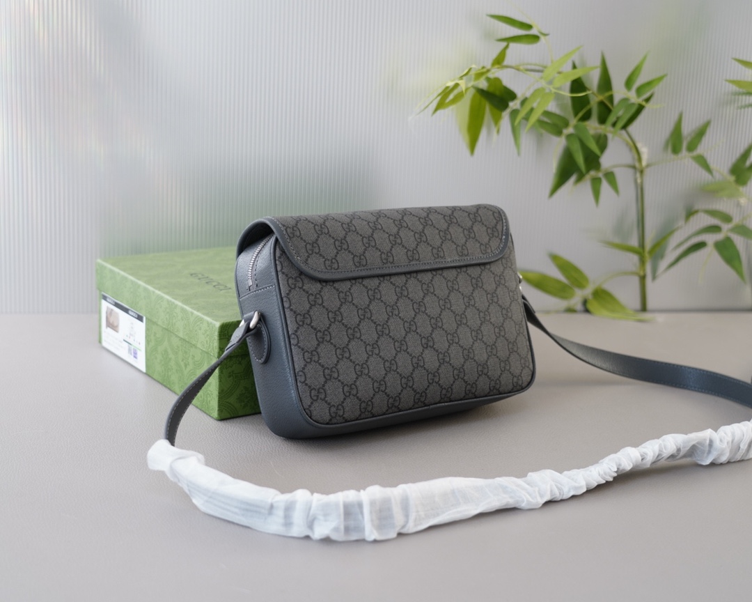 古驰27x20x6高仿包肩背包永恒不过时的标志性产品-高仿包包