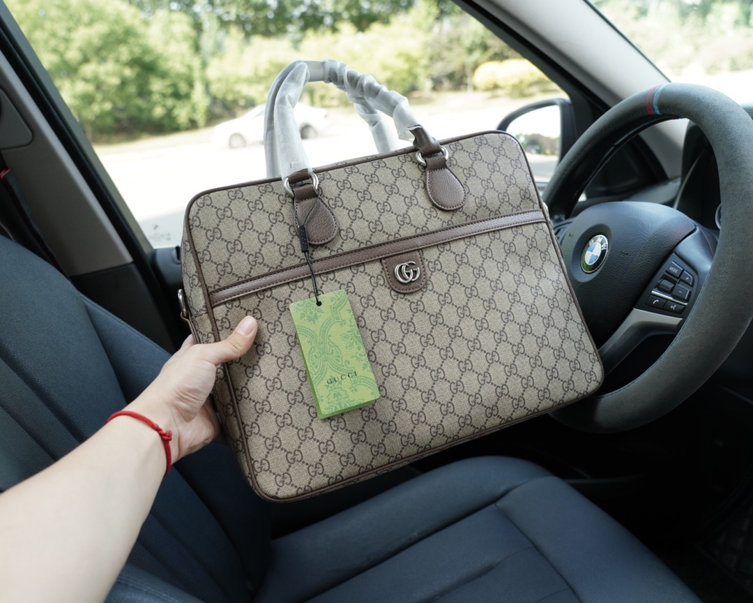 古驰原单小牛皮材质 官网同步 高版本 公文斜挎手提背包-高仿包包