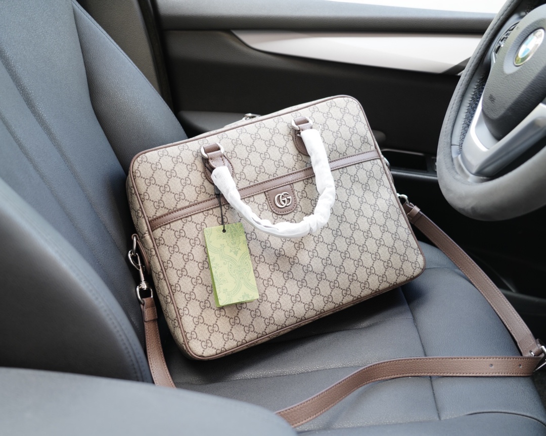 古驰原单小牛皮材质 官网同步 高版本 公文斜挎手提背包-高仿包包