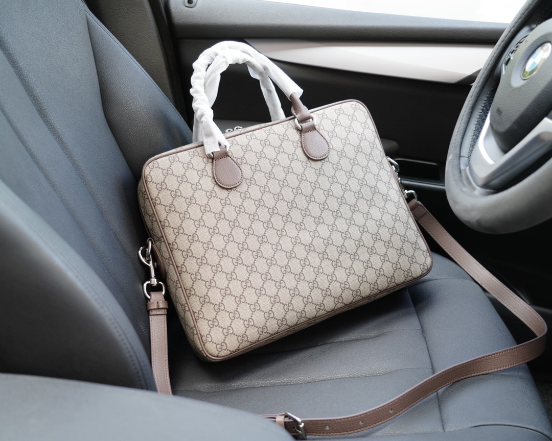 古驰原单小牛皮材质 官网同步 高版本 公文斜挎手提背包-高仿包包