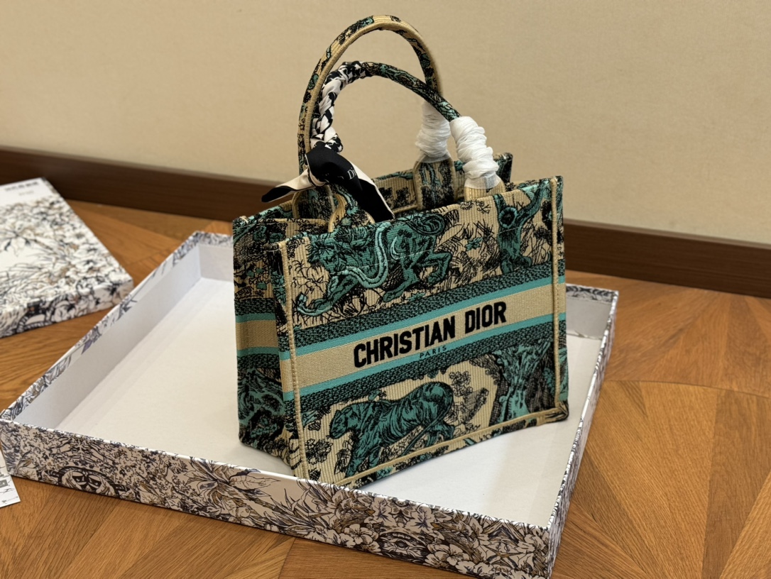迪奥配礼盒丝巾 Dior 原版布提花顶级原单包购物袋-高仿包包